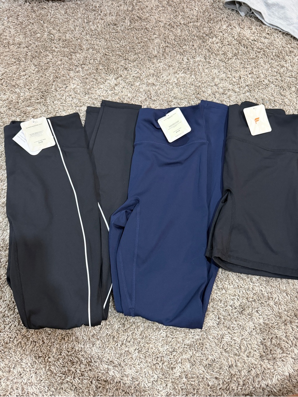 Bundle Lot of 3 Fabletics Motion 365+ Wear Anywhere Leggings & Shorts Small Tall